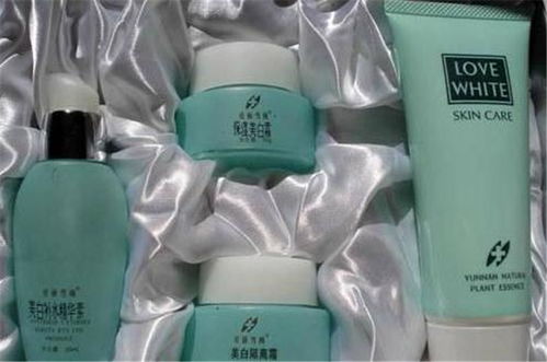 爱丽雪颜化妆品 优雅美学店铺设计与日用百货的完美融合